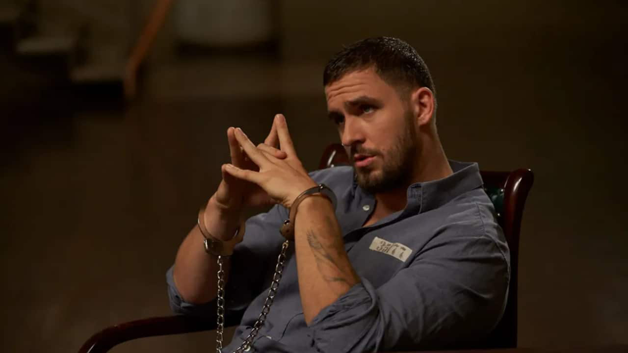 هلبوی فیلم The Crooked Man