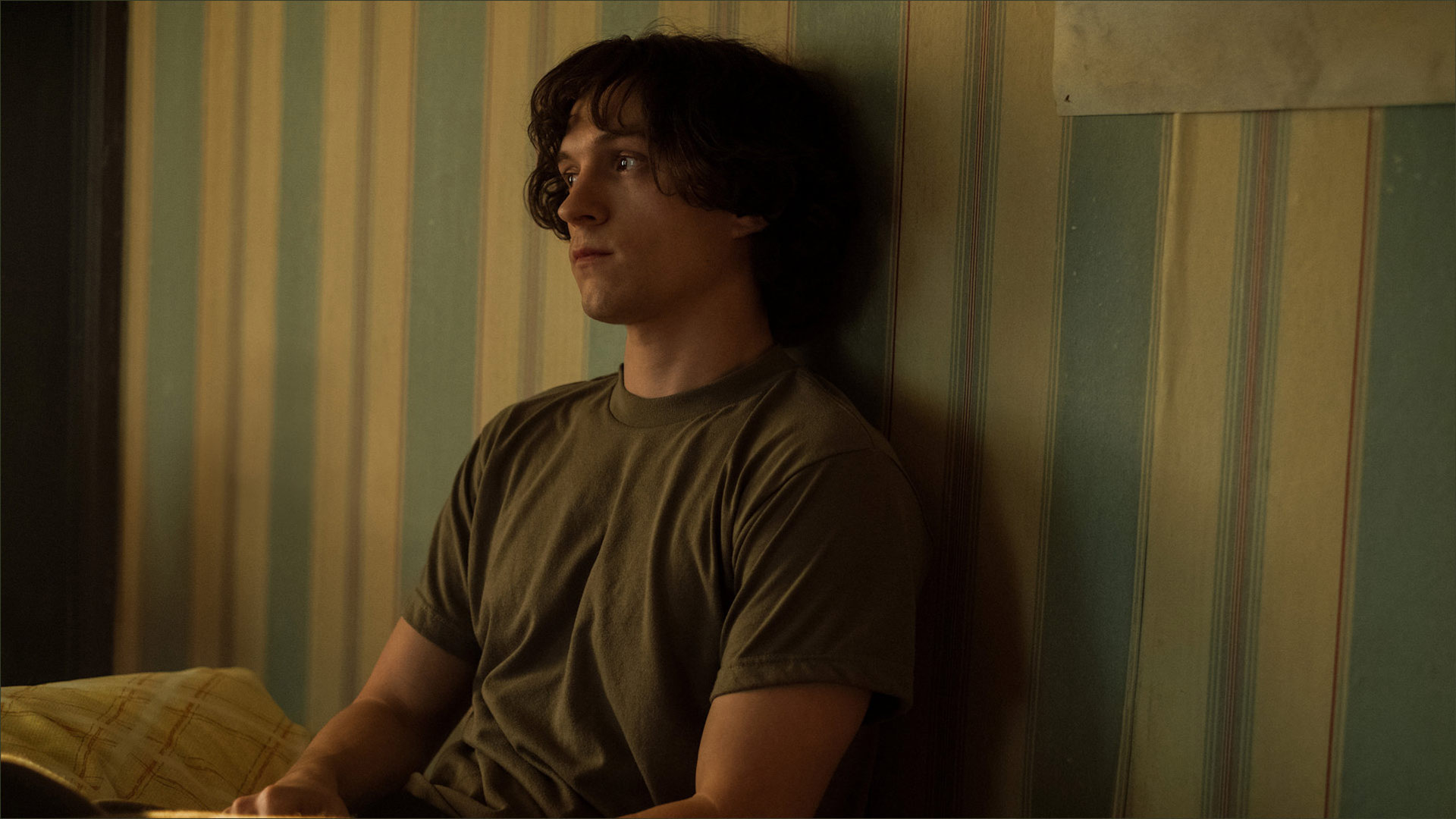 انتشار اولین تریلر سریال The Crowded Room با بازی تام هالند